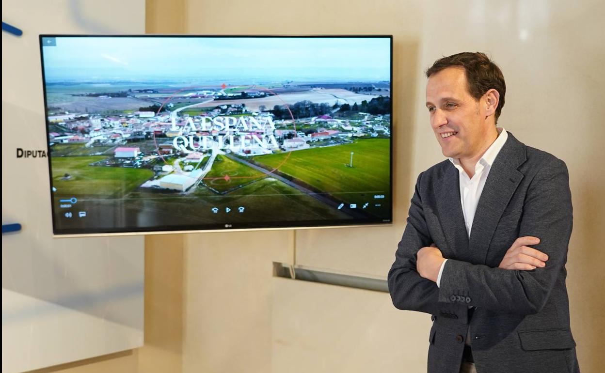 El presidente de la Diputación, Conrado Íscar, este lunes durante la presentación de la campaña.