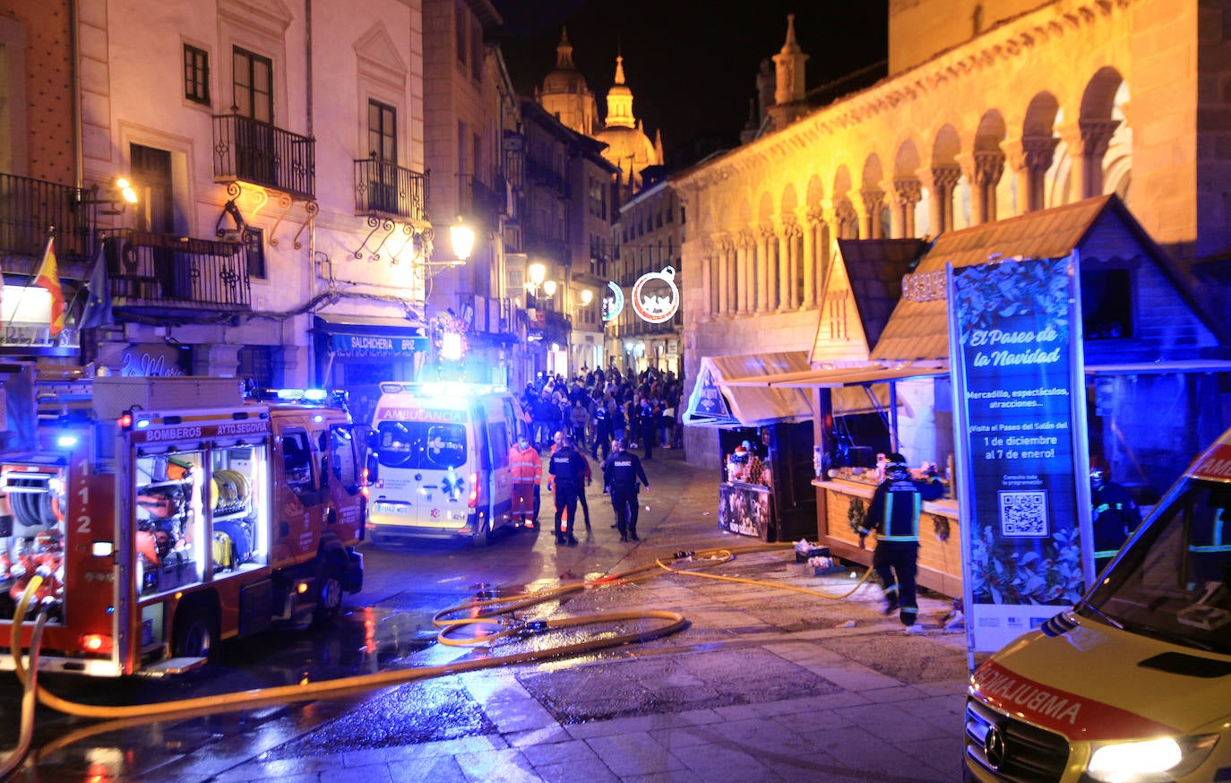 El incendio en la churrería de la Calle Real, en imágenes