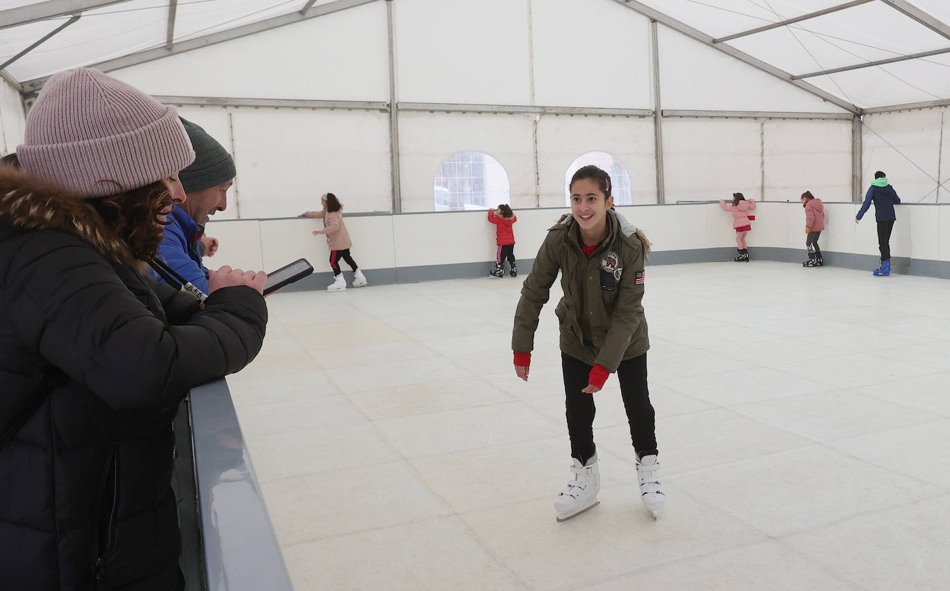 Sigue la Navidad en Palencia con la pista de hielo