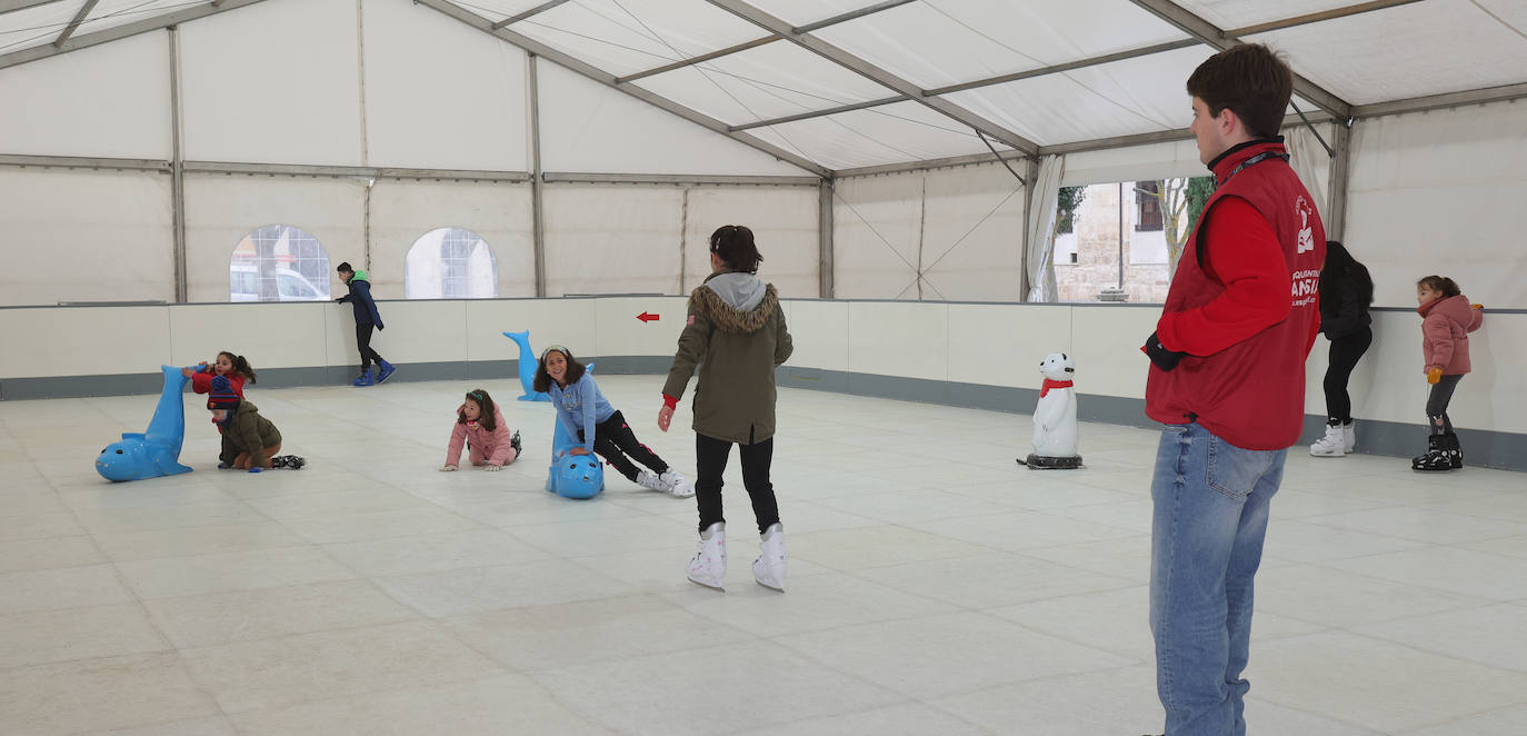 Sigue la Navidad en Palencia con la pista de hielo