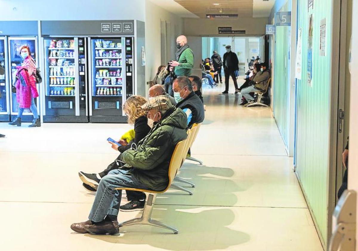 Pacientes en el Servicio de Urgencias del Hospital Río Hortega de Valladolid.