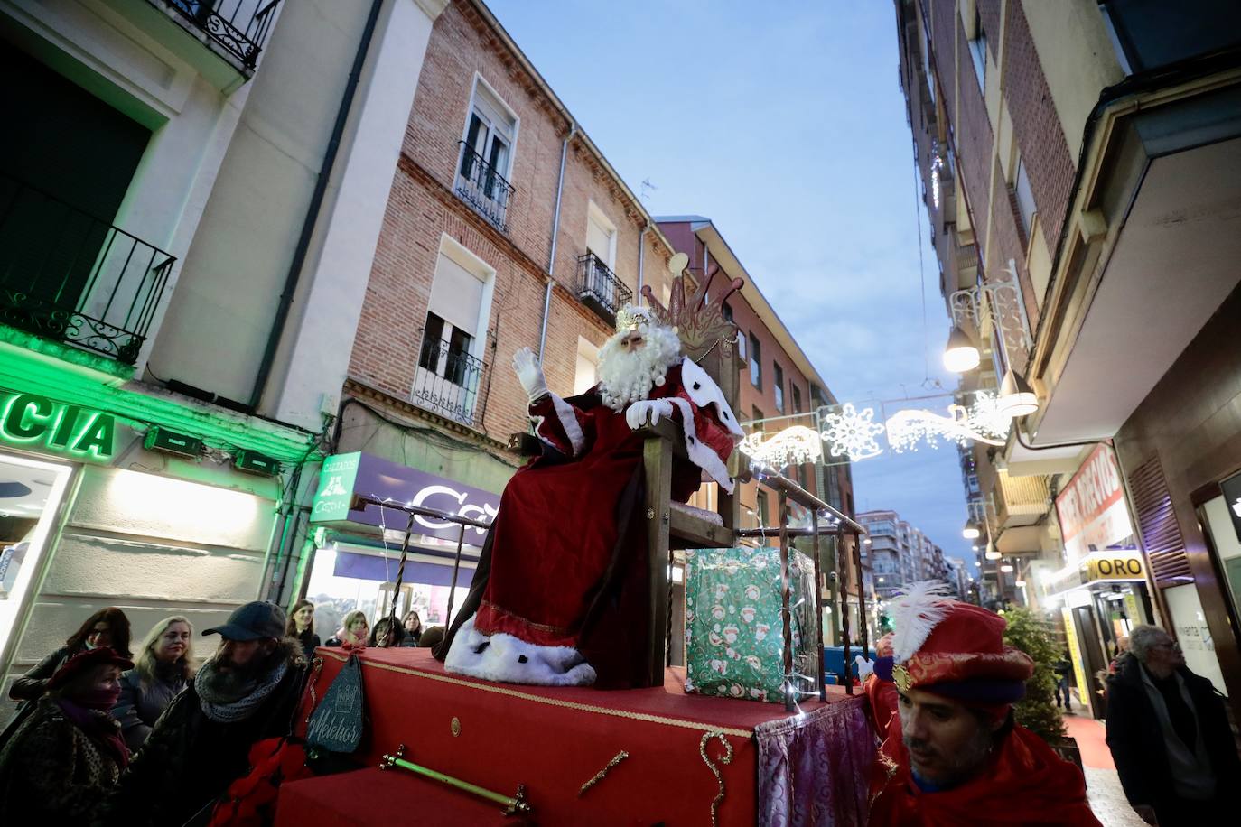 Las imágenes de la cabalgata de los Reyes Magos por Mantería