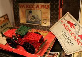 Exposición de juguetes Meccano.