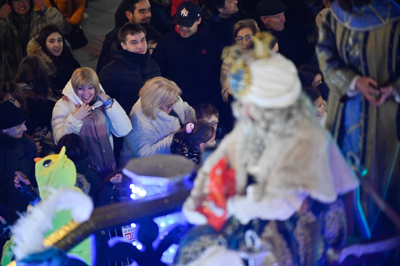 Las imágenes de la cabalgata de los Reyes Magos en Valladolid (2/4)