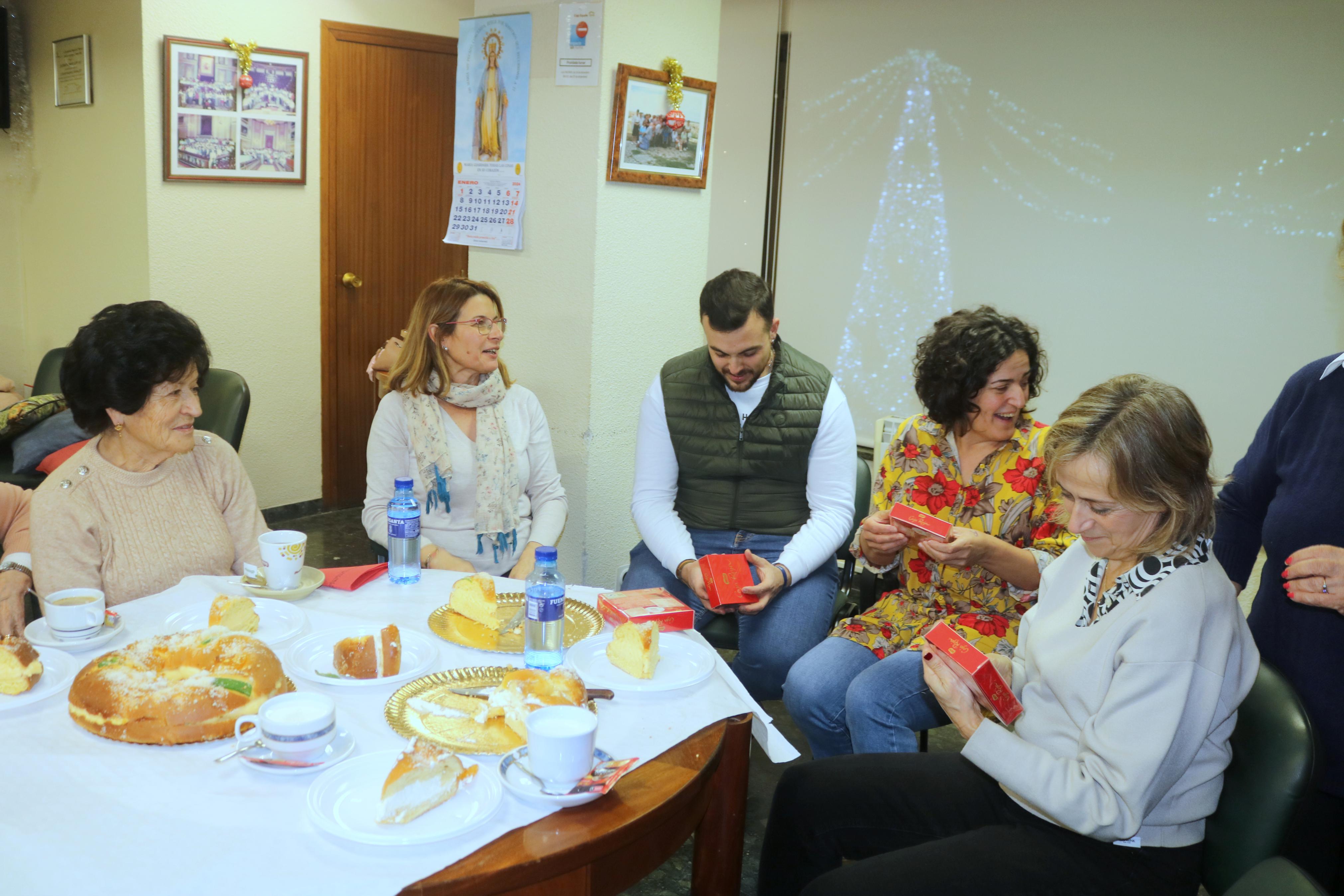 Los Jubilados de Baltanás brindan por el Nuevo Año