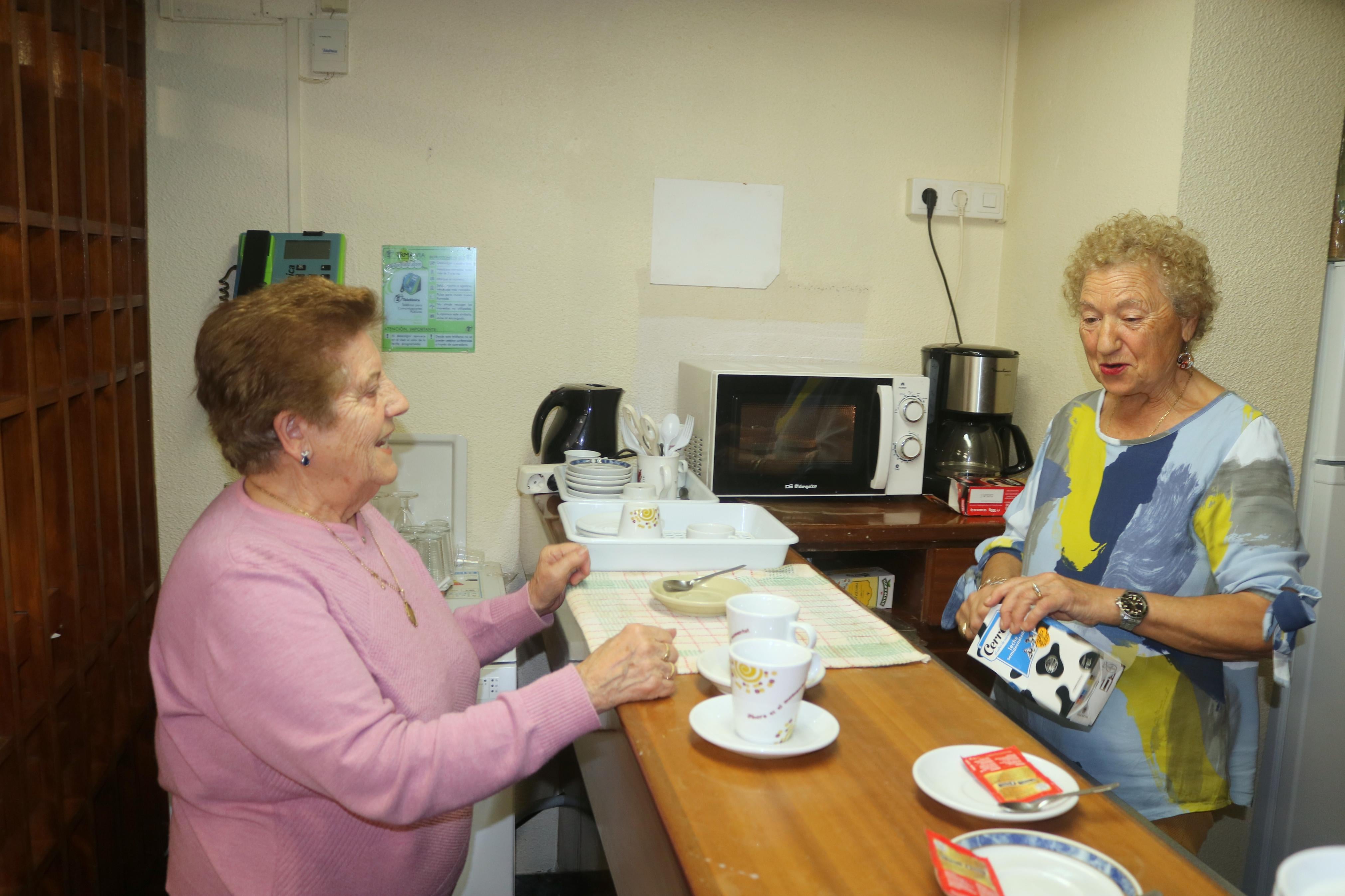 Los Jubilados de Baltanás brindan por el Nuevo Año
