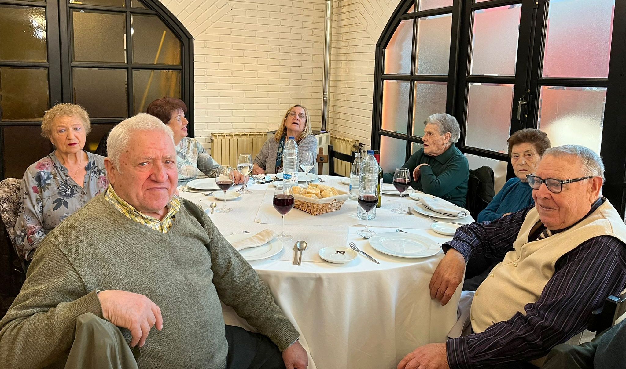 Los Jubilados de Baltanás brindan por el Nuevo Año