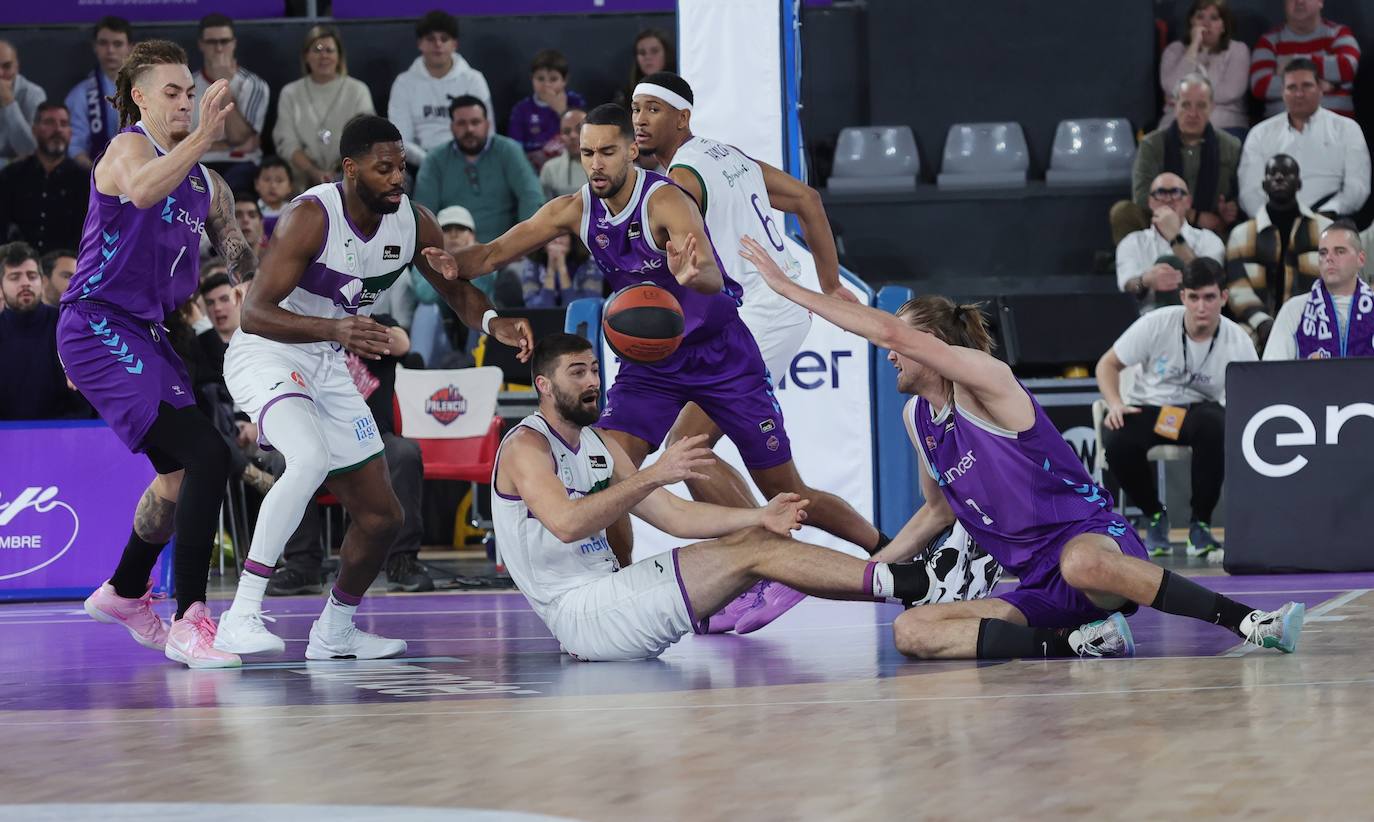 Zunder Palencia 72-86 Unicaja