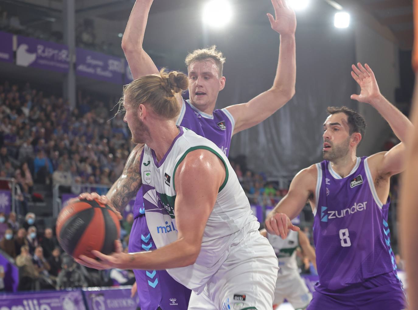 Zunder Palencia 72-86 Unicaja