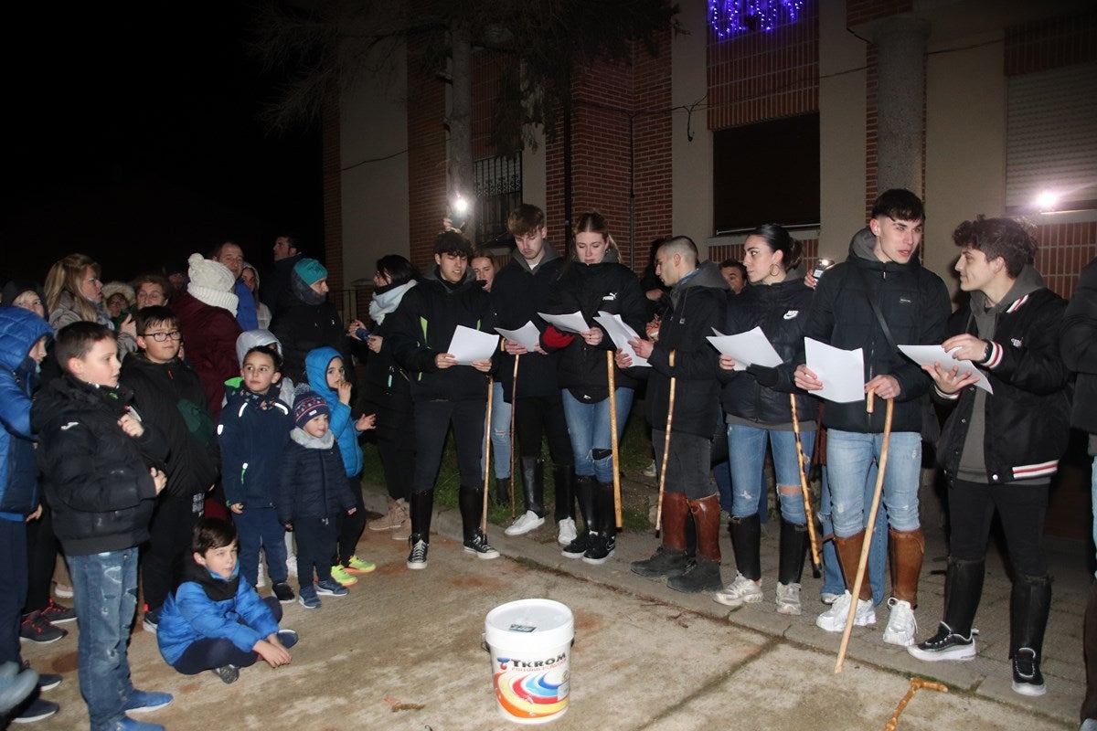 Los Quintos de Torquemada cantan las tradicionales redes