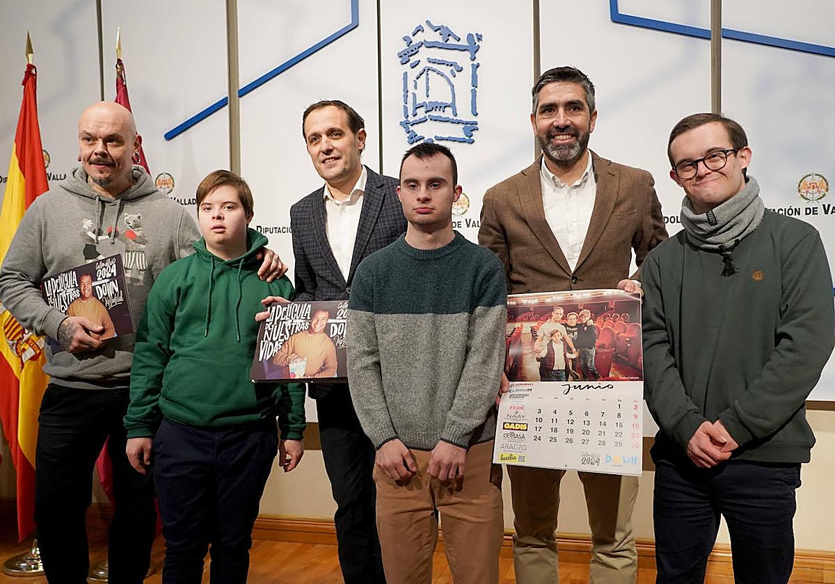 Presentación del calendario solidario de 2024 impulsado por la Asociación Síndrome de Down de Valladlid.