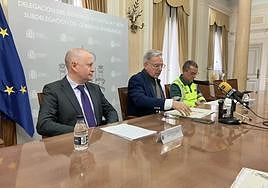Fernando Alonso, Ángel Miguel y Eduardo Yugueros, en la rueda de prensa.