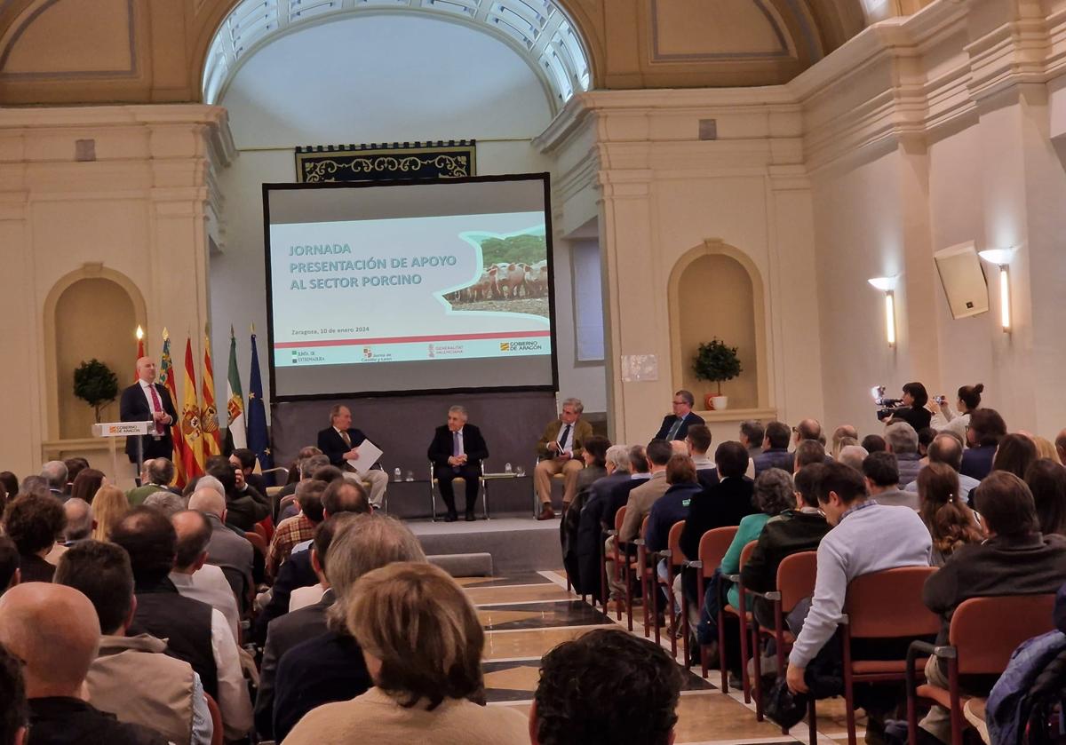 Gerardo Dueñas durante la jornada celebrada en Zaragoza.