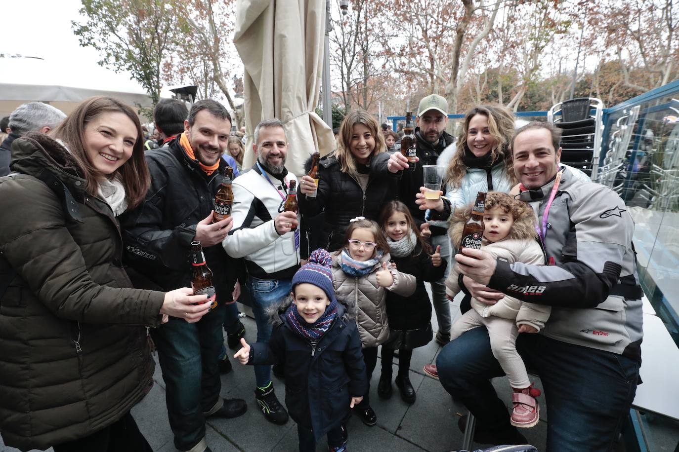 Imágenes del ambiente durante la tarde del sábado en Pingüinos