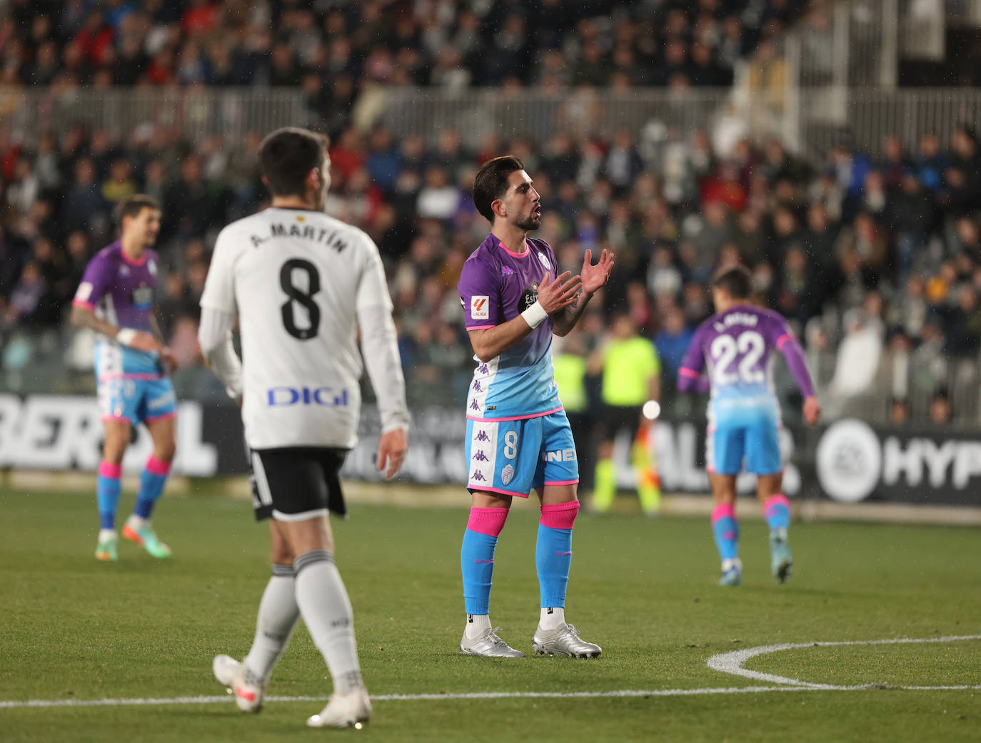 El encuentro entre el Burgos CF y el Real Valladolid, en imágenes