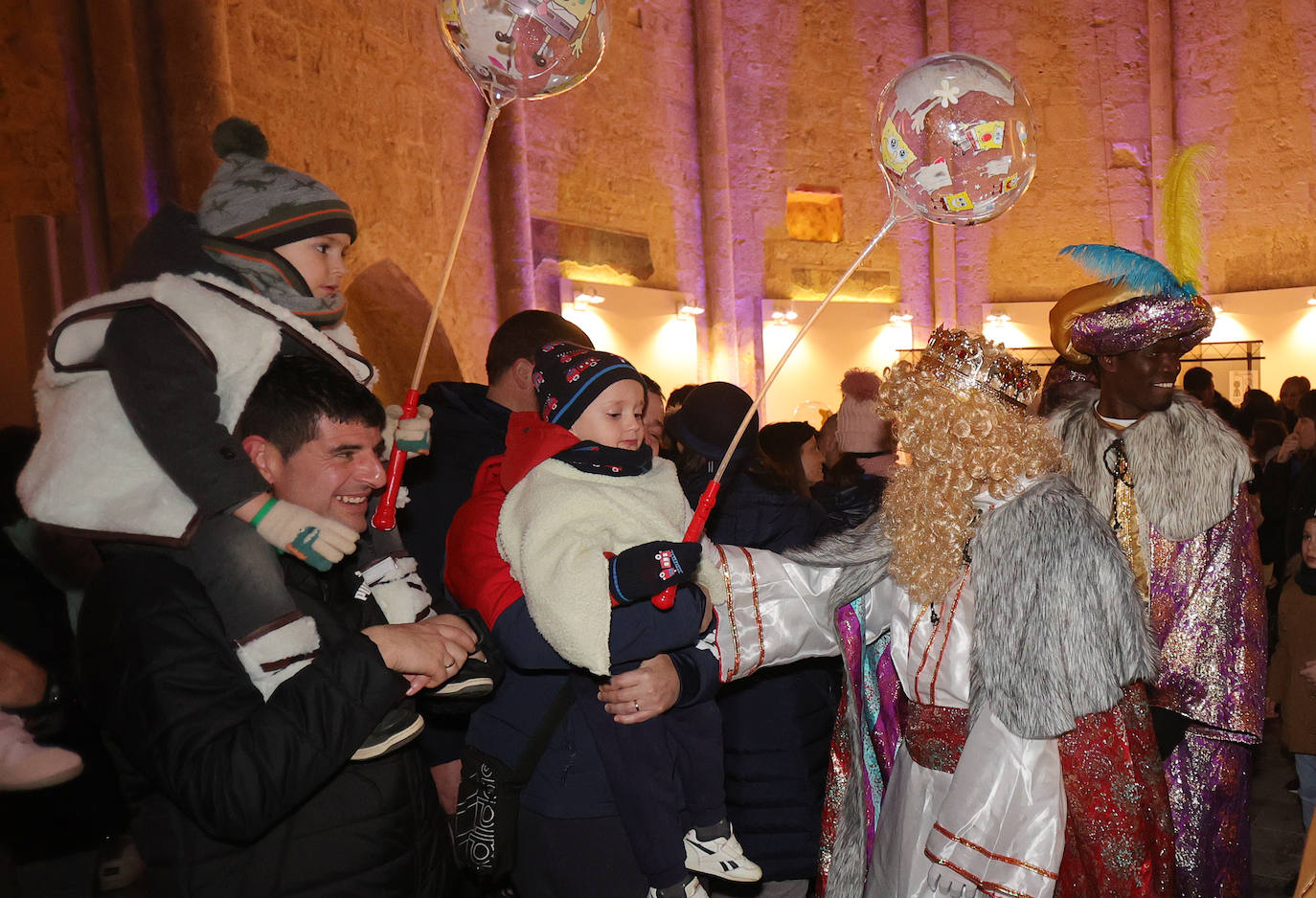 Los Reyes Magos se despiden en Becerril