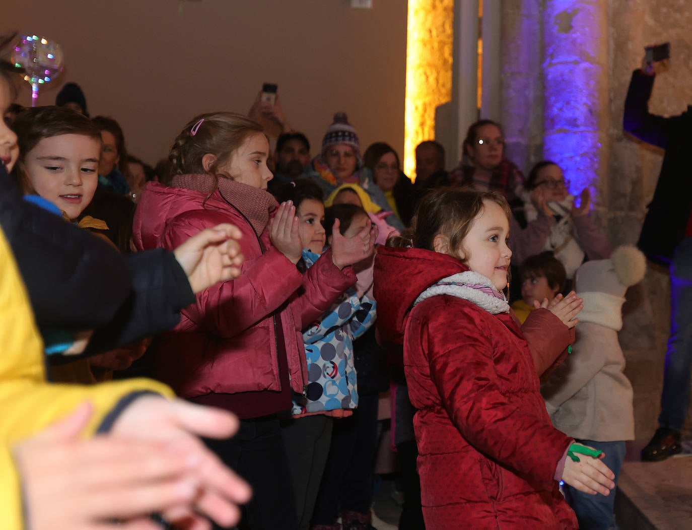 Los Reyes Magos se despiden en Becerril