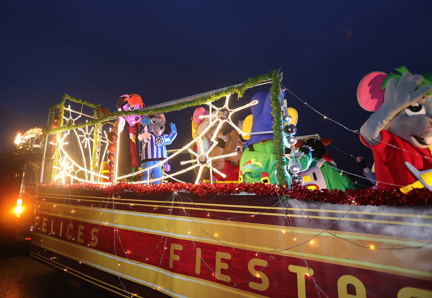 Los Reyes Magos se despiden en Becerril