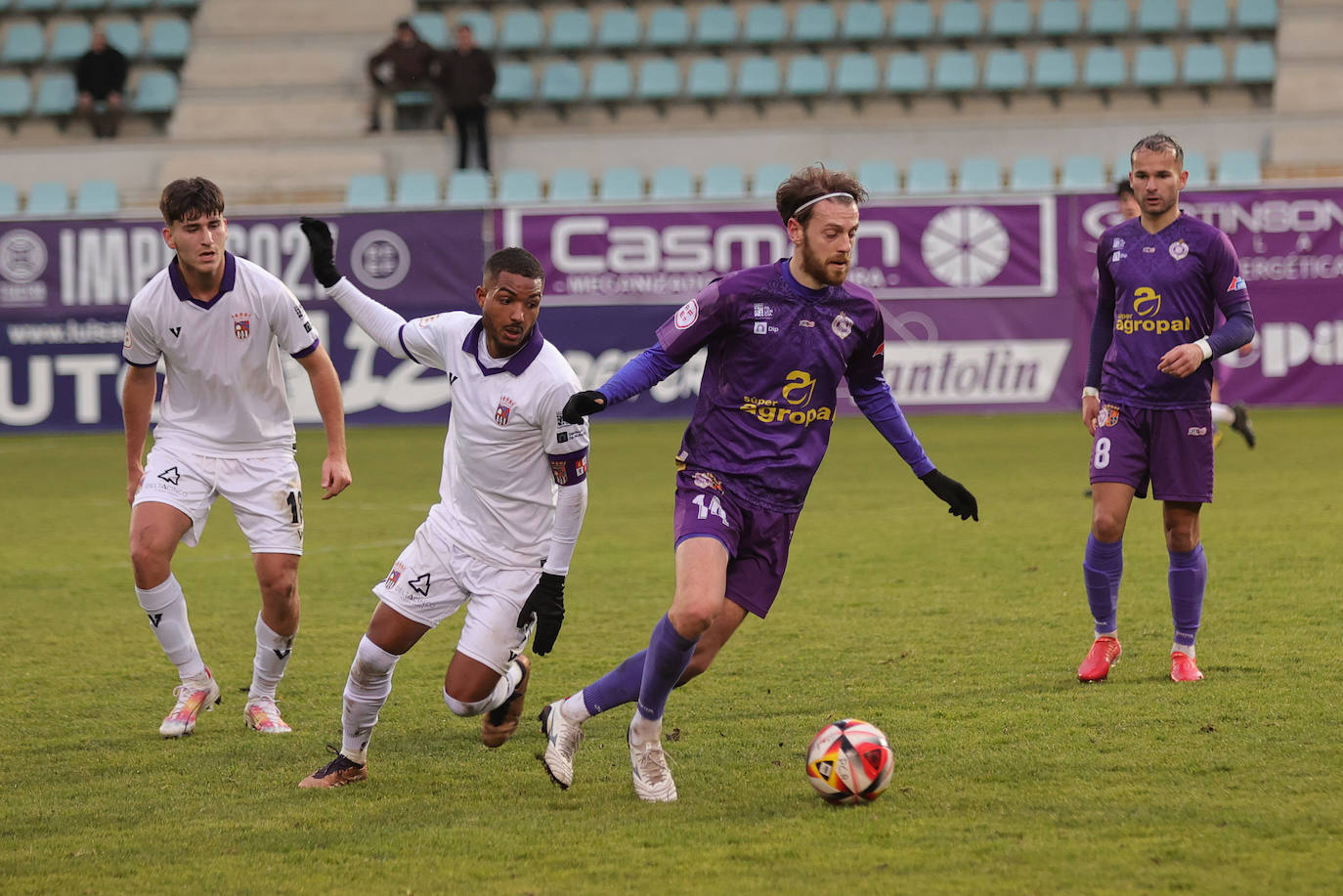 El Palencia CF se lleva el derbi en La Balastera