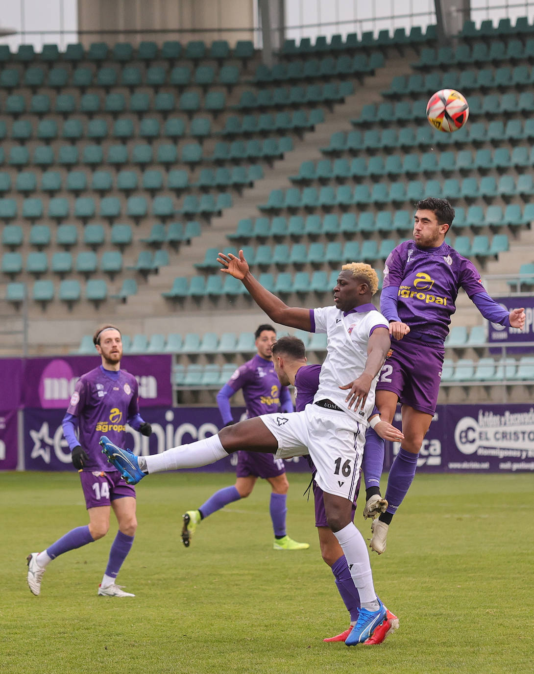 El Palencia CF se lleva el derbi en La Balastera