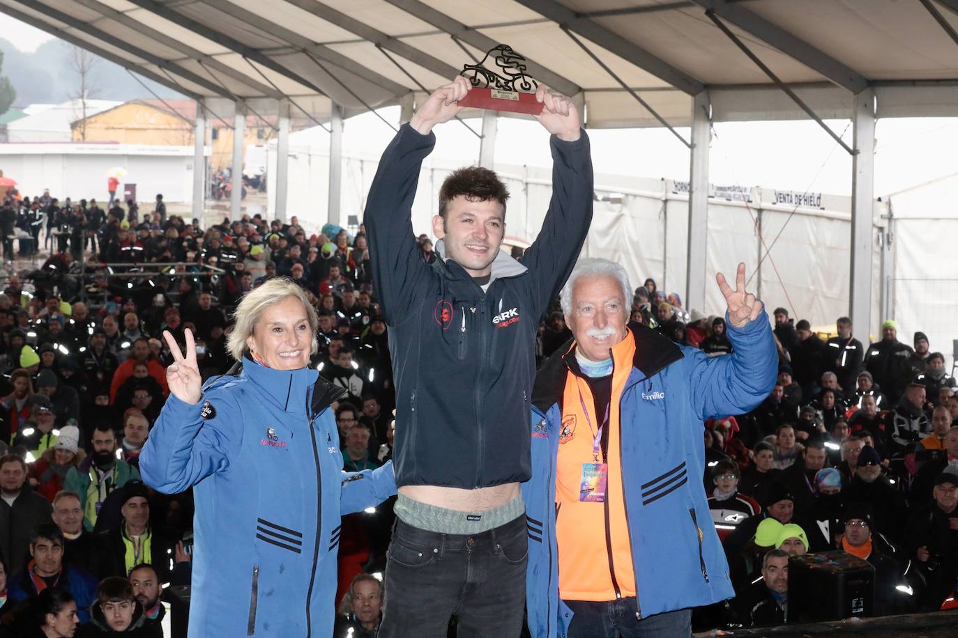 El piloto Víctor López, ganador del Pingüino de Oro