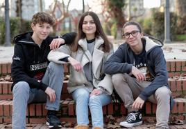 Héctor Moral, Sara Sinovas y Unai Rodríguez, tres de los nueve alumnos vallisoletanos seleccionados para estudiar en Canadá o EE.UU por la Fundación Amancio Ortega.