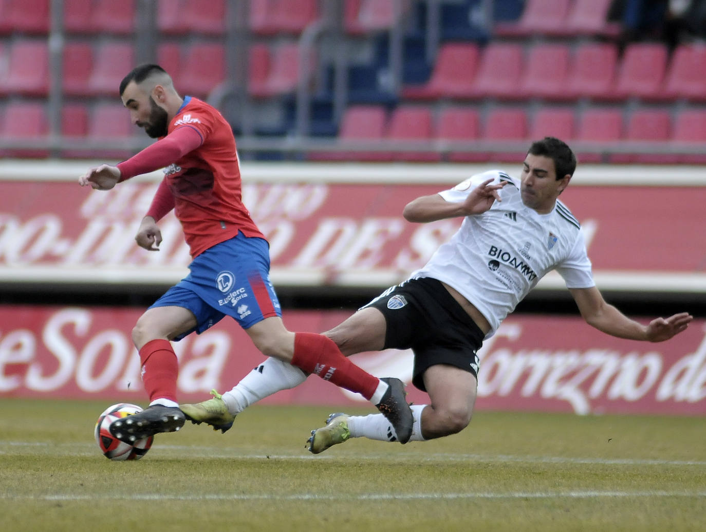 La derrota de la Segoviana en Soria, en imágenes