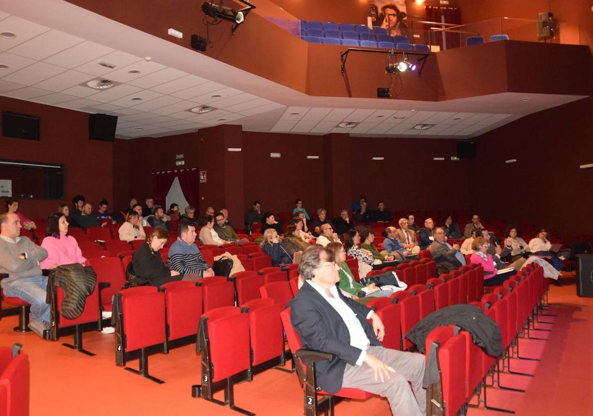 Asistentes a la jornada informativa en Guardo.