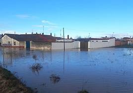 La lluvia y el deshielo provocan crecidas y cortes en la provincia de Valladolid