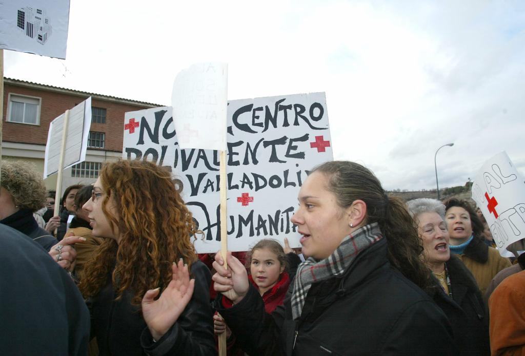 Protestas contra el macrocentro del barrio de Girón en 2001 y 2002.