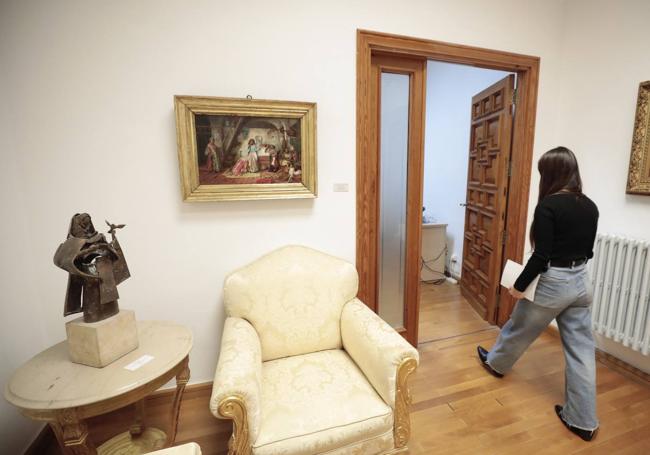 La obra, con un marco ancho, en el Palacio de Pimentel.