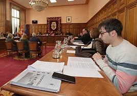 El concejal de IU-Podemos, en el pleno.