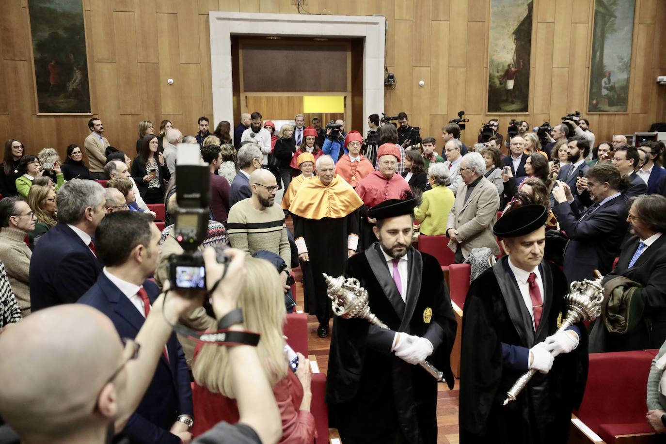 Josep Borrell recibe el Doctorado Honoris Causa por la Universidad de Valladolid