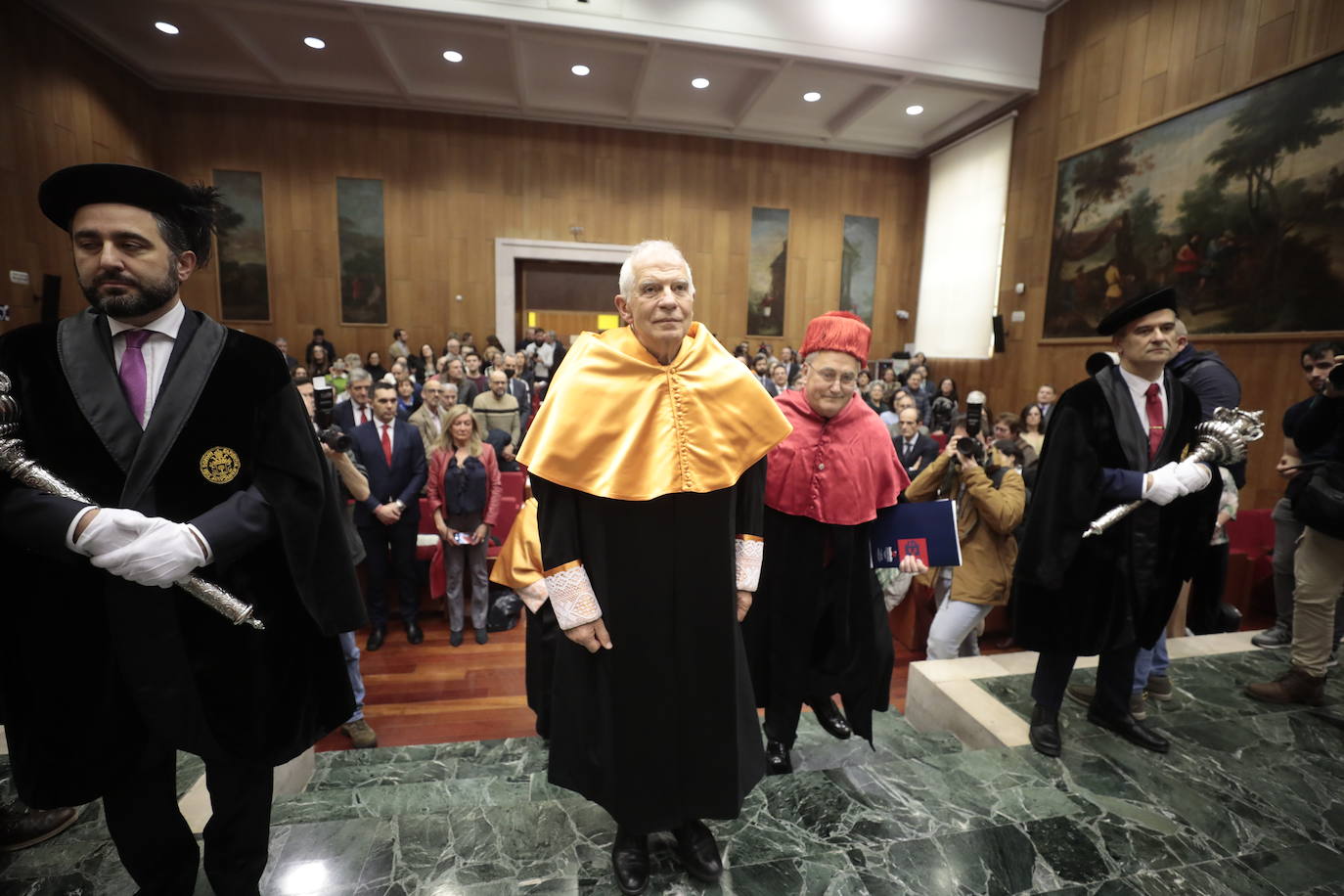 Josep Borrell recibe el Doctorado Honoris Causa por la Universidad de Valladolid