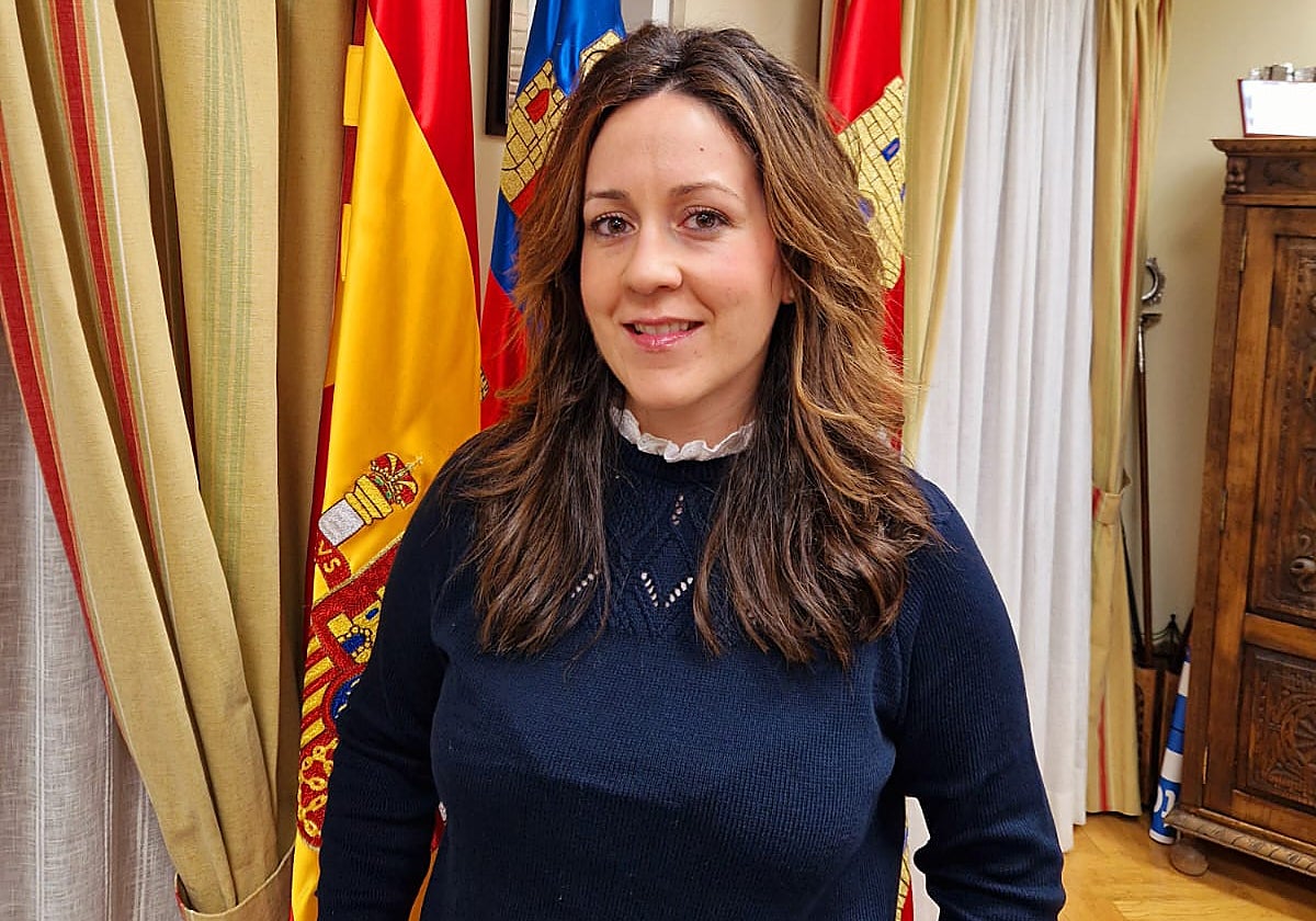Cristina Barroso, en el Ayuntamiento de Villacastín.