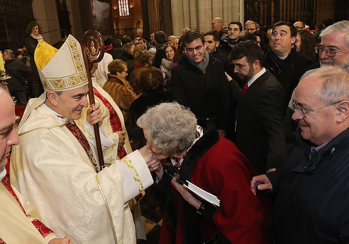 Palencia ya tiene nuevo obispo: Así ha sido la ceremonia en la Catedral