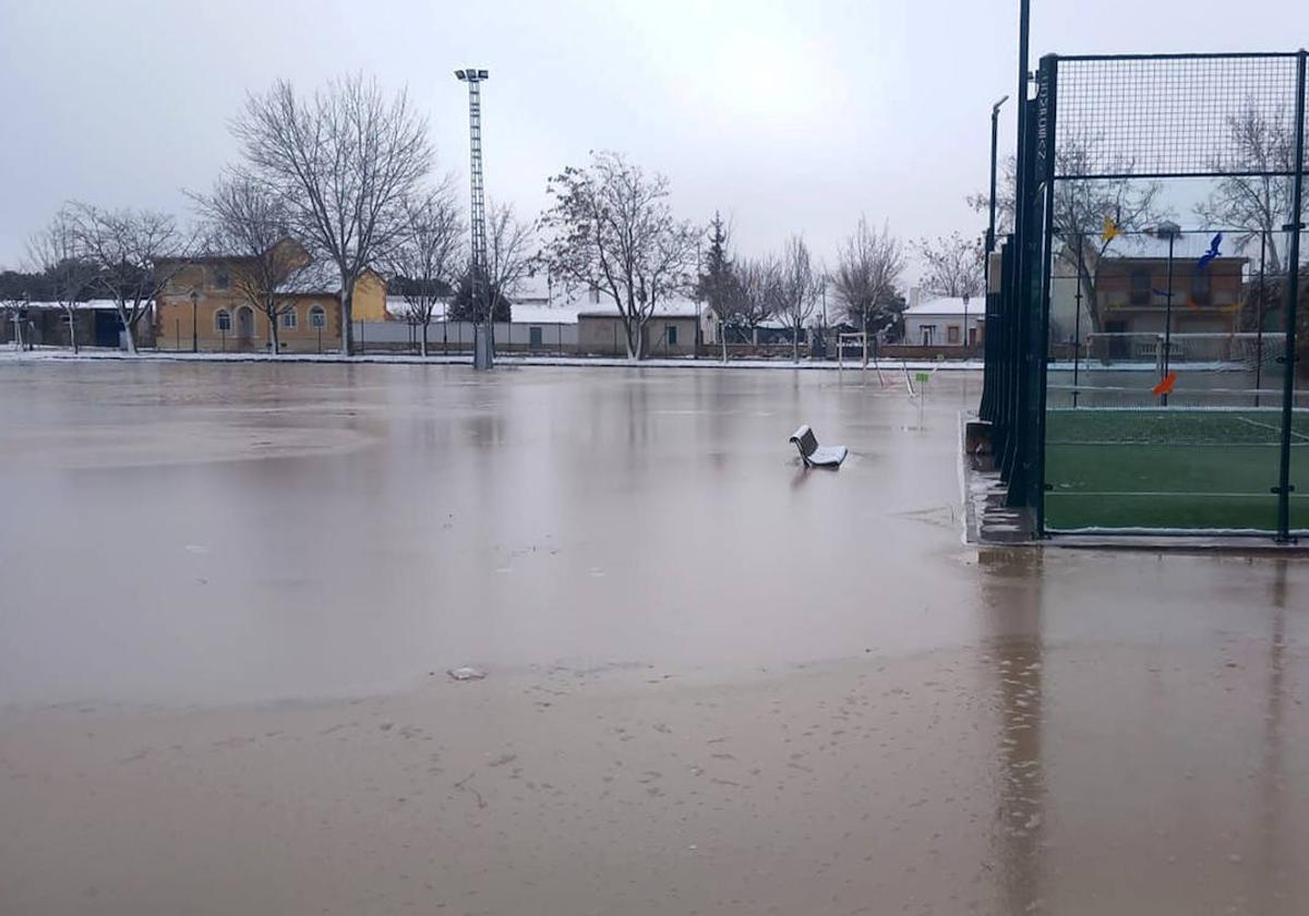 Inundaciones en Fuentepelayo este viernes.