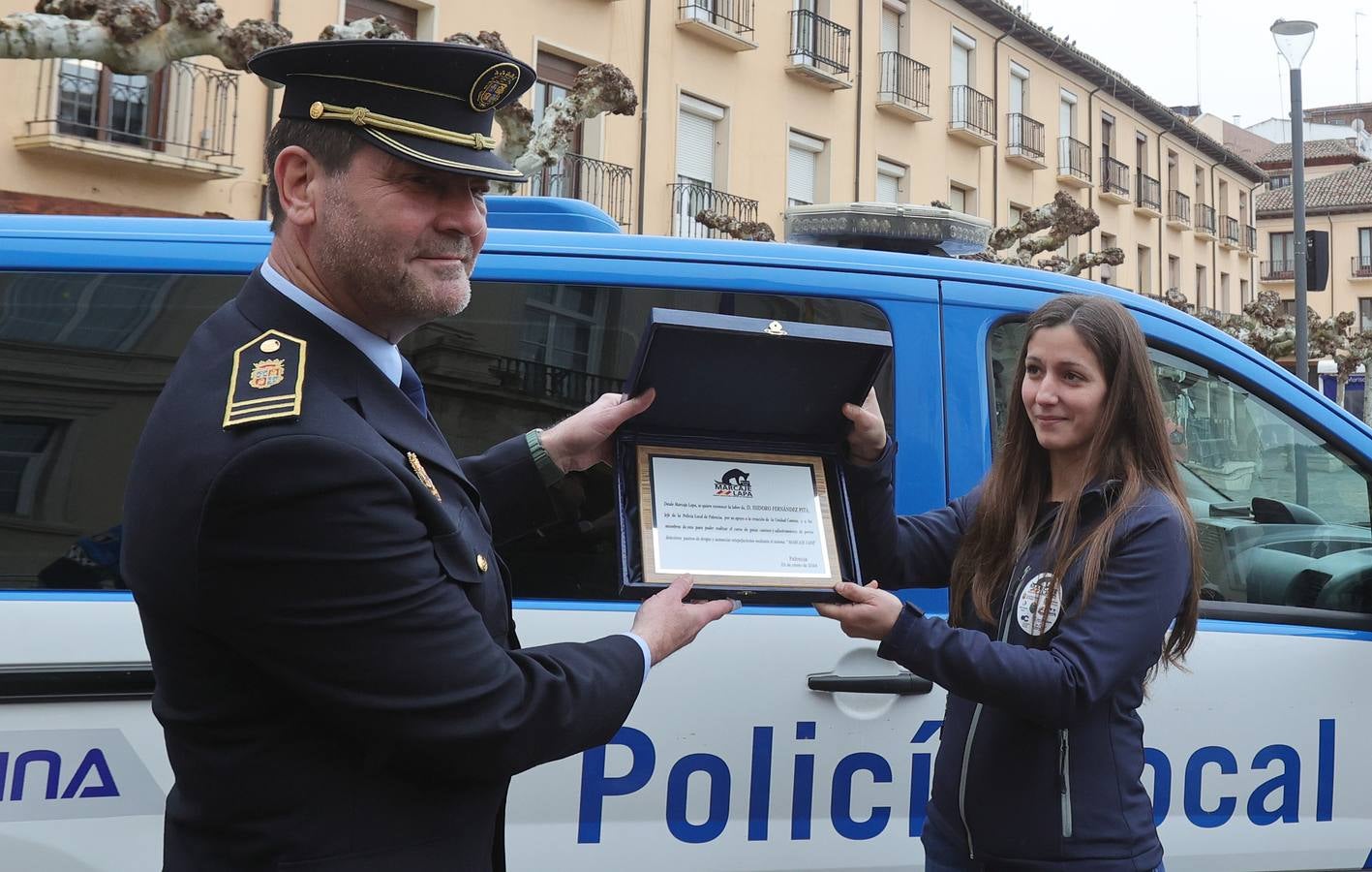 Palencia estrena la Unidad Canina con tres perros policía