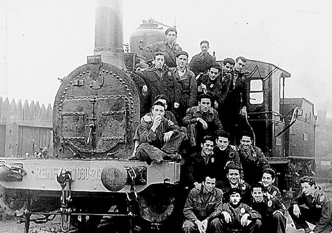 Aprendices de Renfe, en Valladolid, en los años 50.