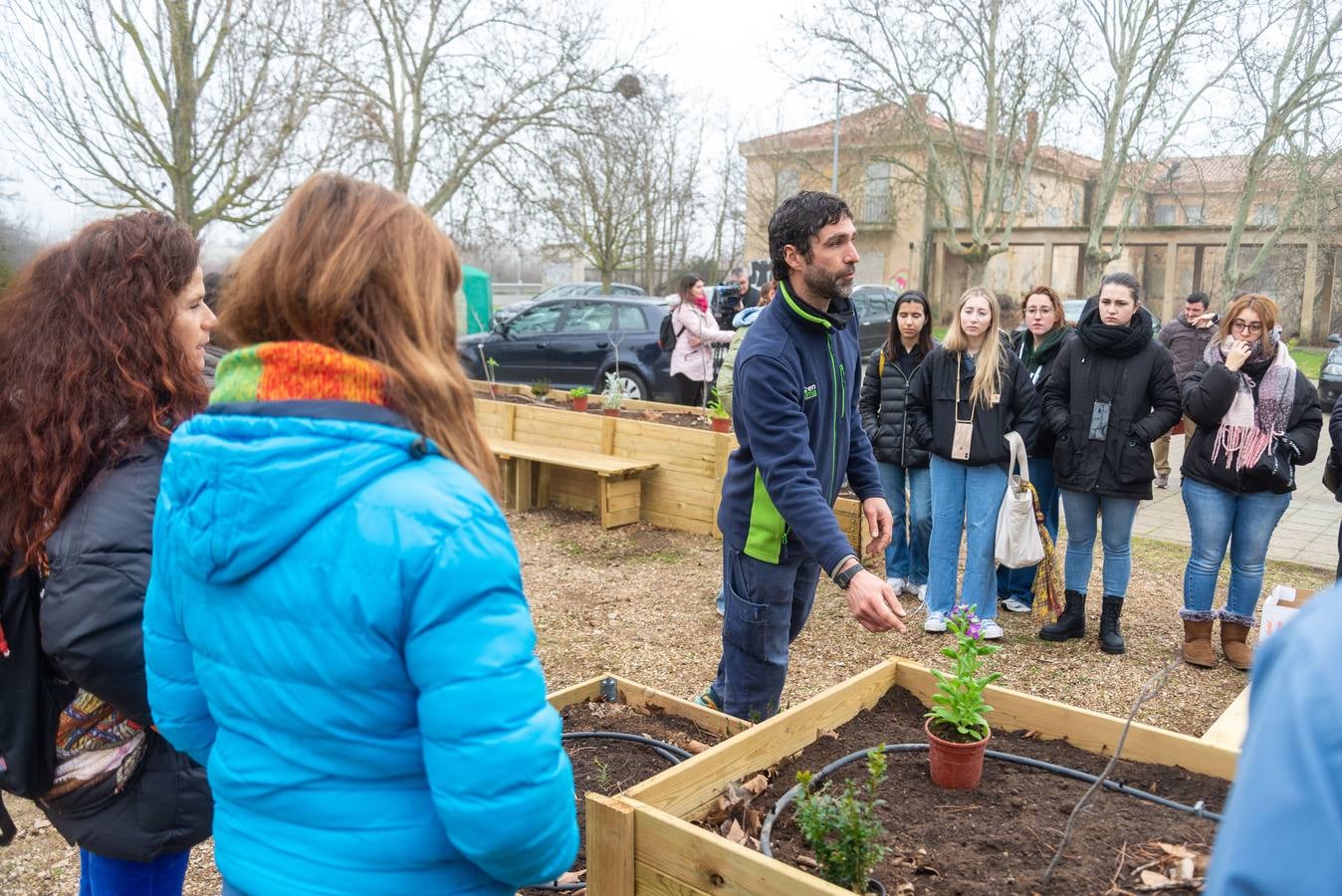 El campus de Palencia inaugura un jardín terapeútico