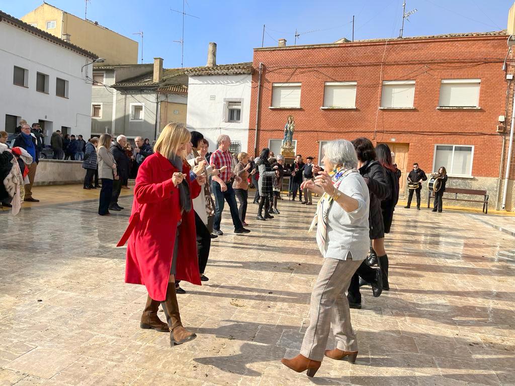 Cevico Navero danza a su Patrona