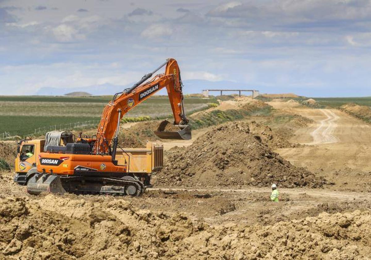 Obras del Ave en las proximidades de Amusco.