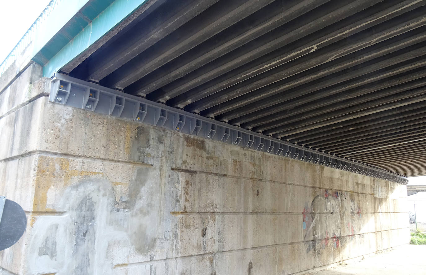 Obras en el viaducto del Polígono de Argales