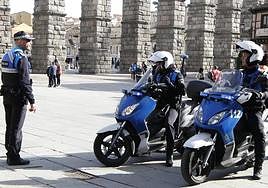 Policía Local, en la plaza del Azoguejo.