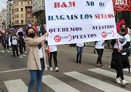 Las trabajadoras de H&M en la manifestación del 1 de mayo de 2021.