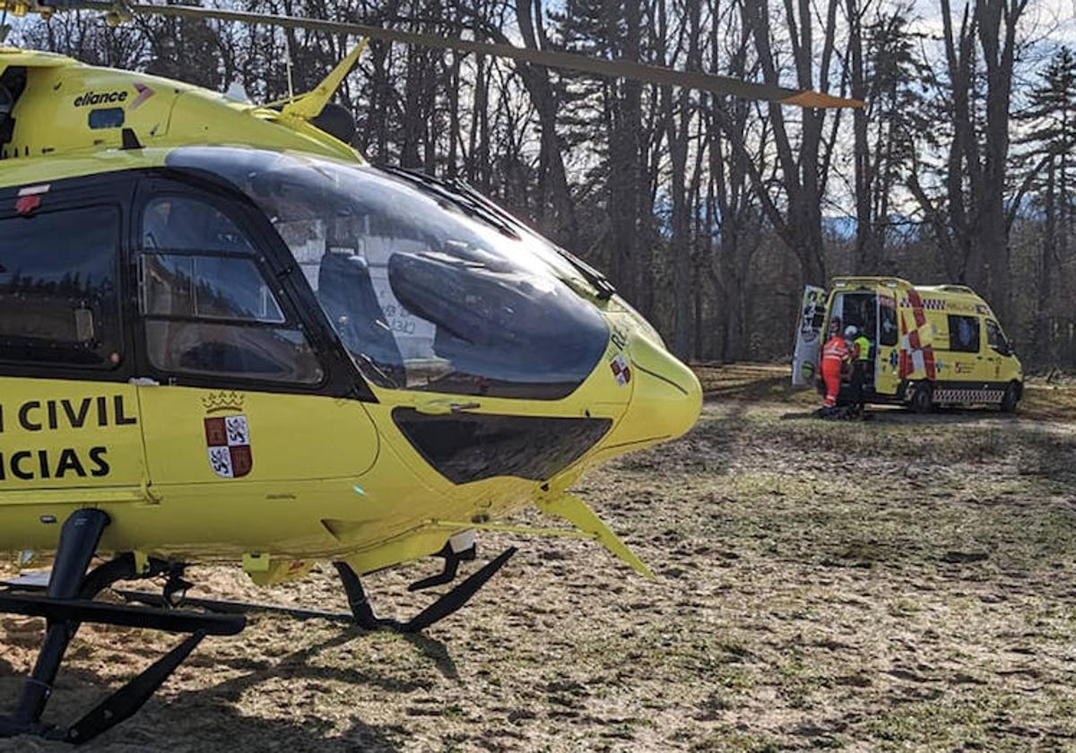 Rescatan a una montañera de 54 años tras sufrir una caída en la cumbre del Risco de los Claveles