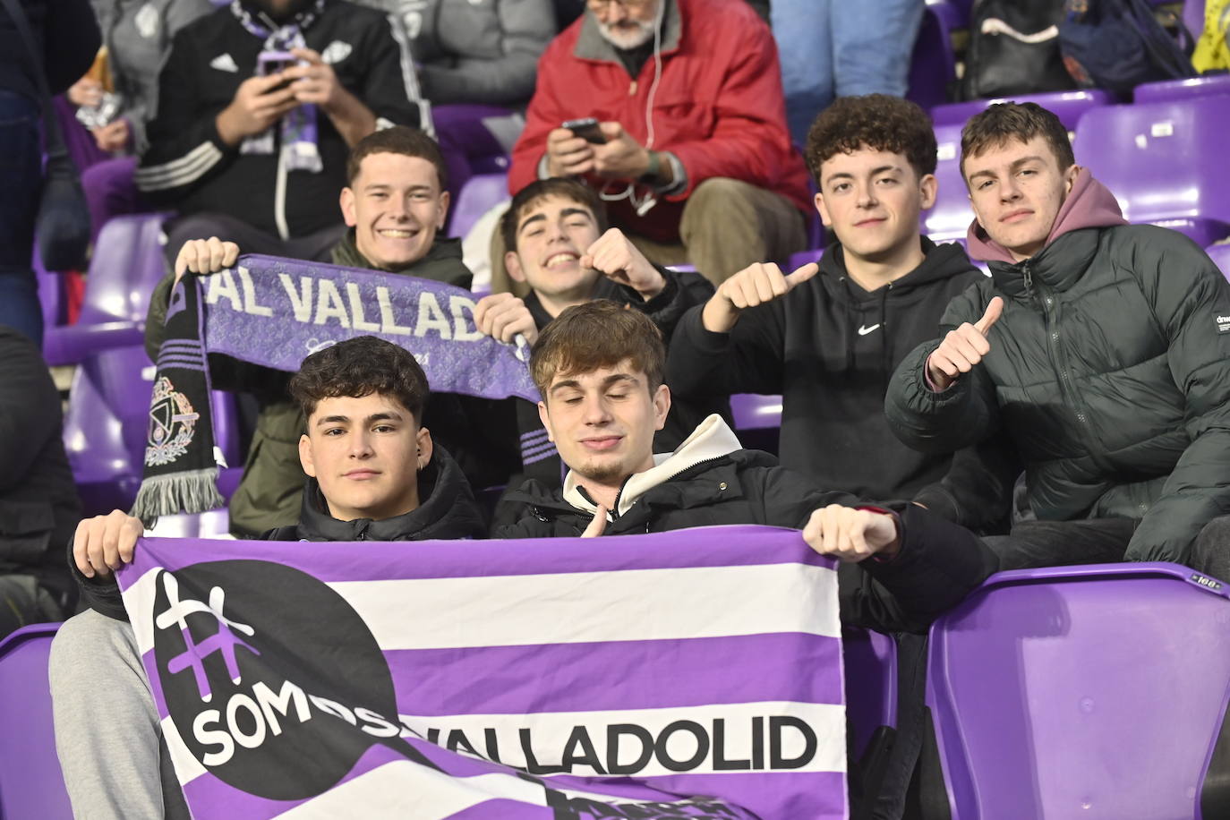 Búscate en la grada del estadio José Zorrilla (2 de 3)