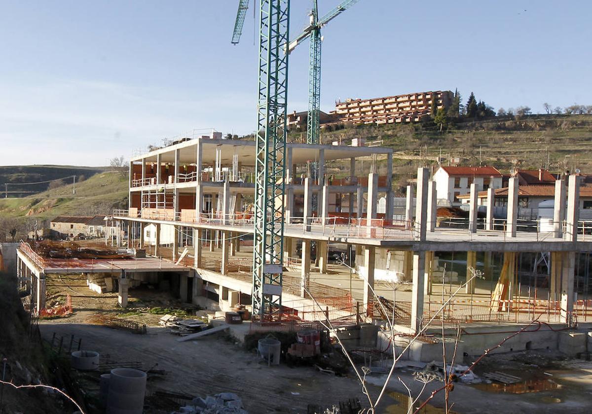 Obras del edificio de FP de San Lorenzo.