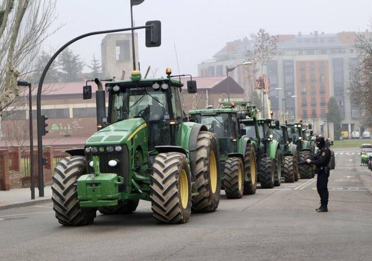 Protesta de los agricultores zamoranos, este martes.