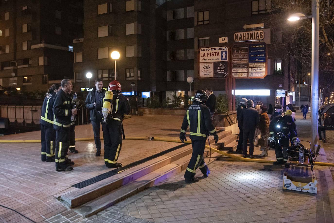 El incendio en Mahonías, en imágenes
